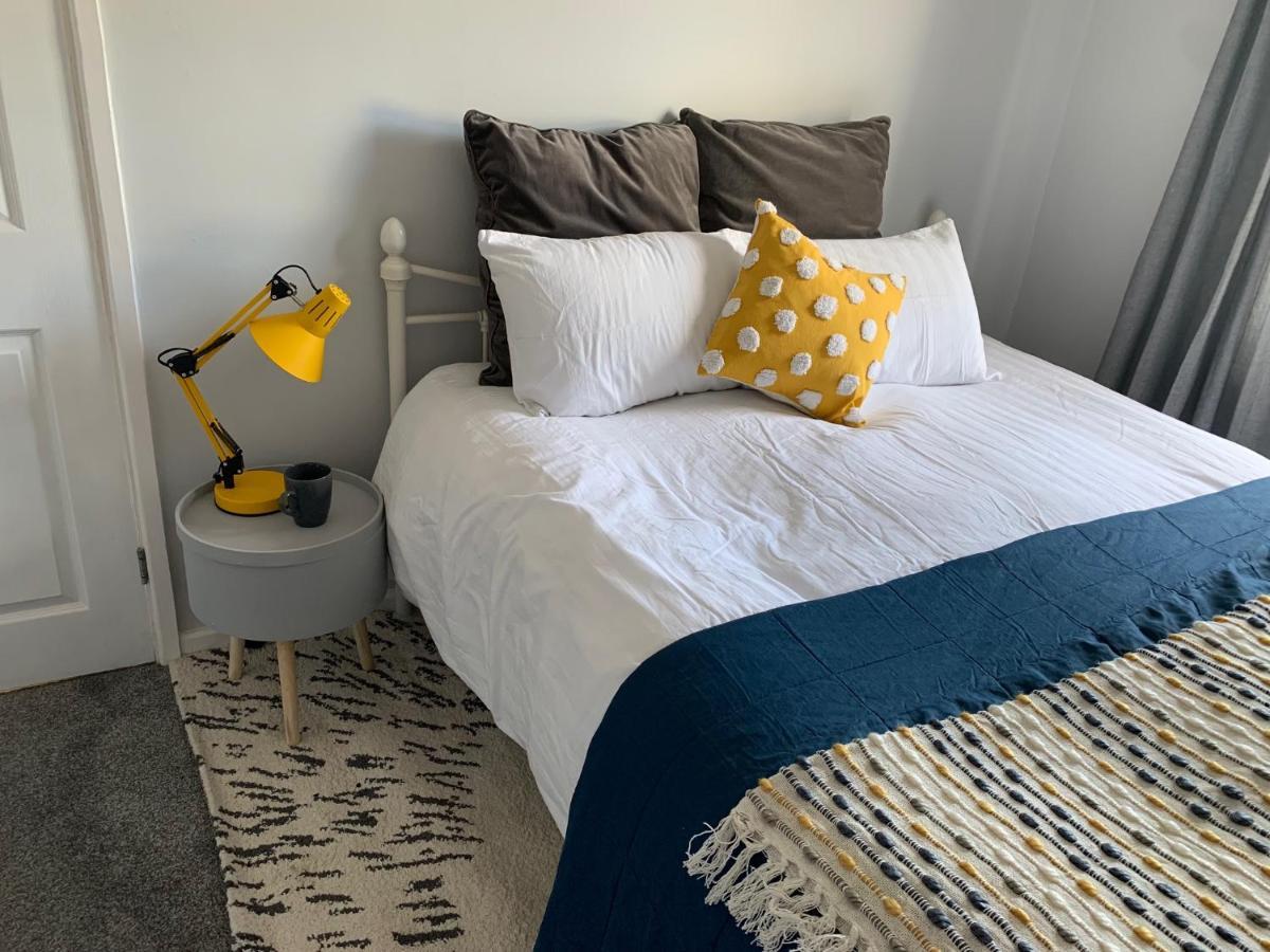 The Hideaway, Calm, Cozy, Dog Friendly Retreat Leilighet Cheltenham Eksteriør bilde