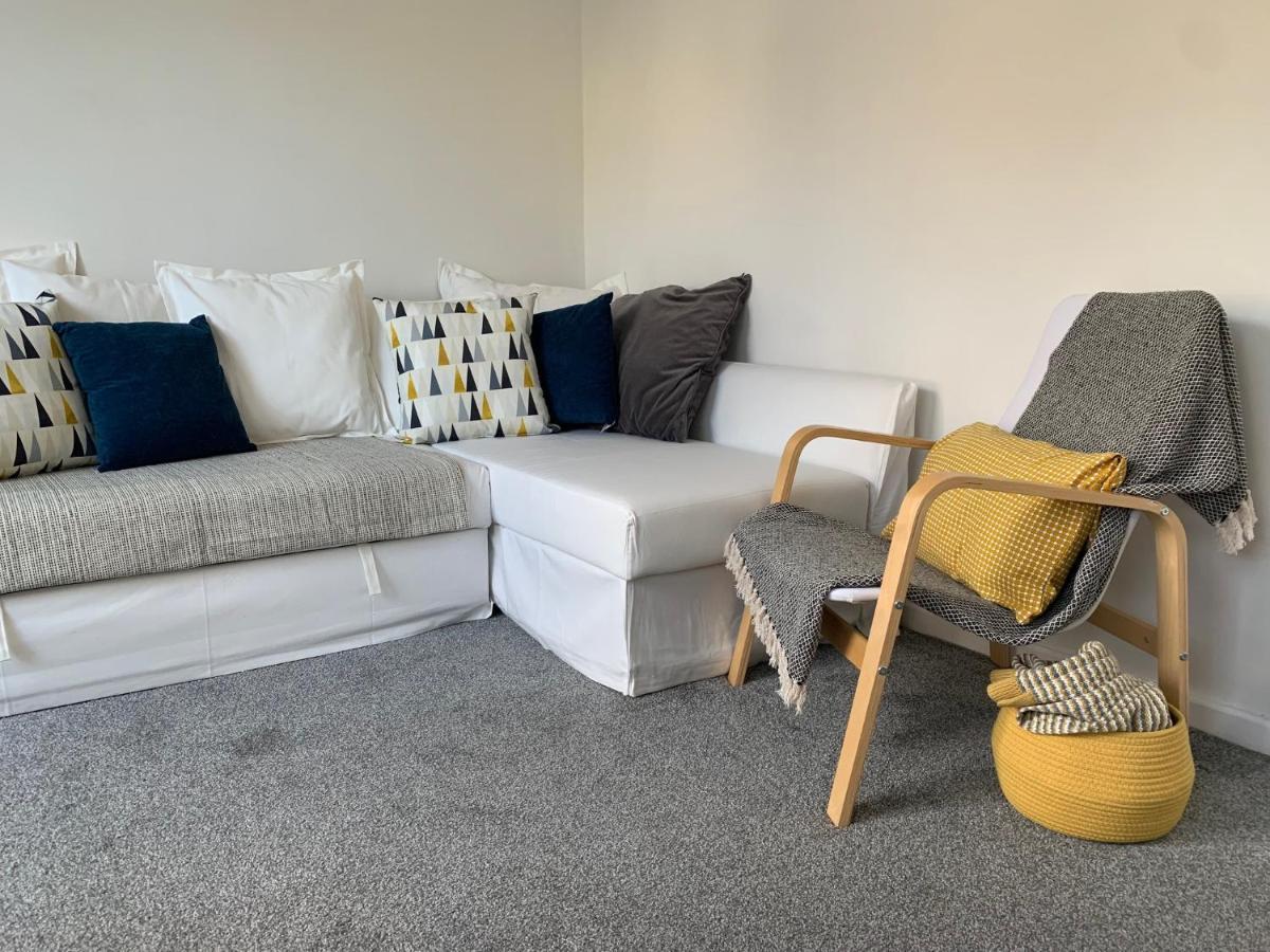 The Hideaway, Calm, Cozy, Dog Friendly Retreat Leilighet Cheltenham Eksteriør bilde