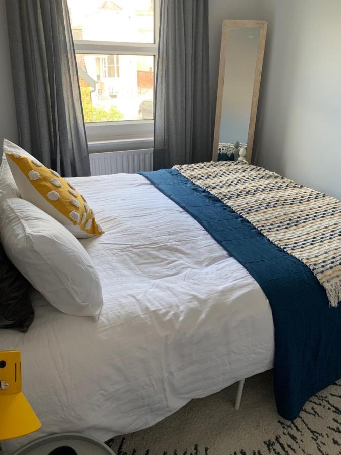 The Hideaway, Calm, Cozy, Dog Friendly Retreat Leilighet Cheltenham Eksteriør bilde