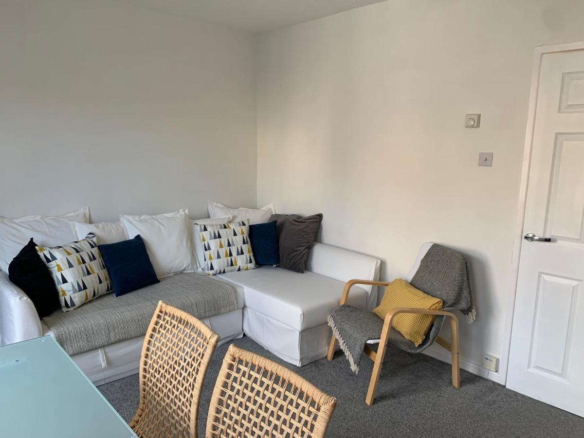 The Hideaway, Calm, Cozy, Dog Friendly Retreat Leilighet Cheltenham Eksteriør bilde