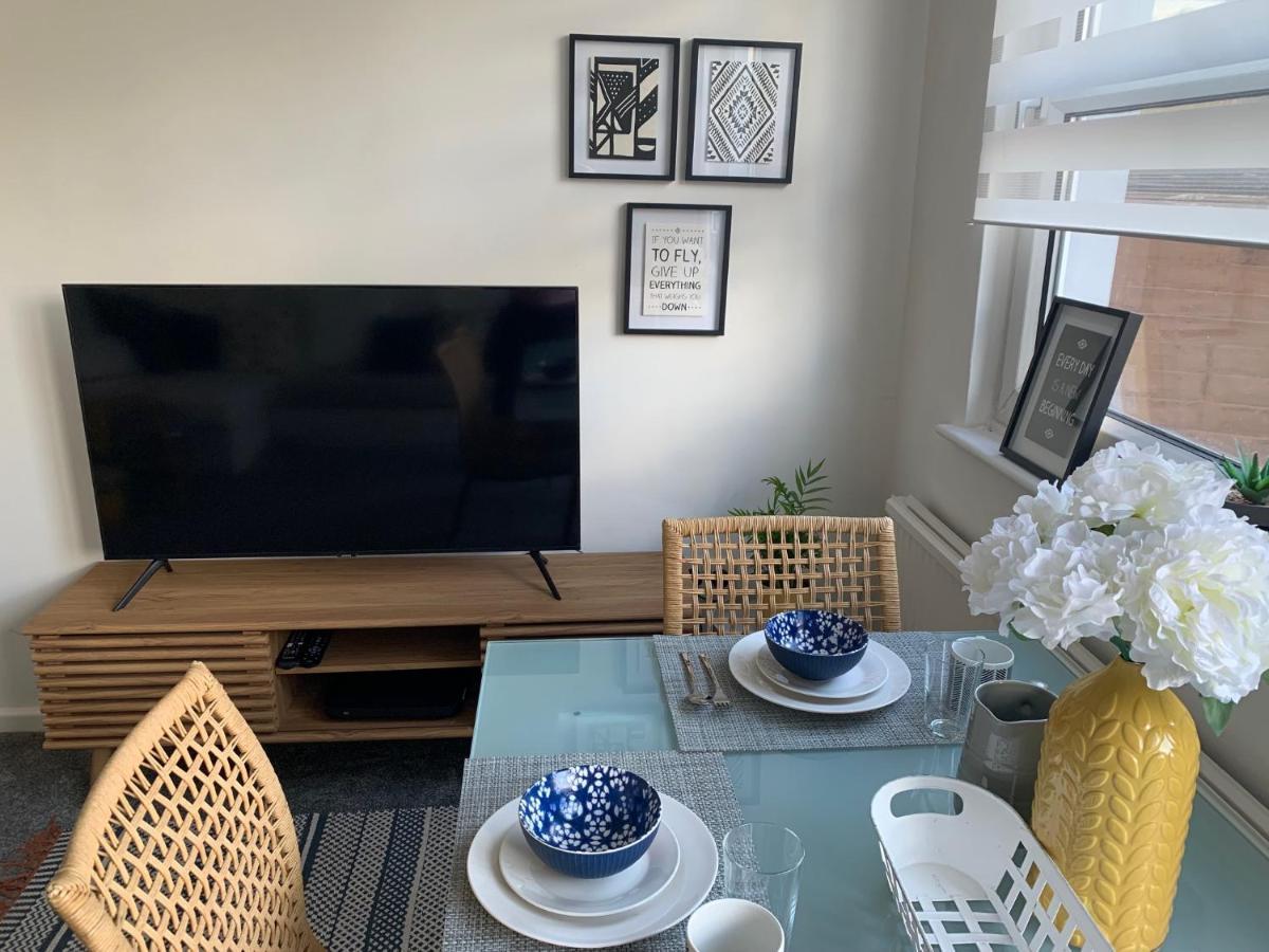 The Hideaway, Calm, Cozy, Dog Friendly Retreat Leilighet Cheltenham Eksteriør bilde