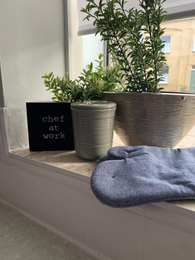 The Hideaway, Calm, Cozy, Dog Friendly Retreat Leilighet Cheltenham Eksteriør bilde